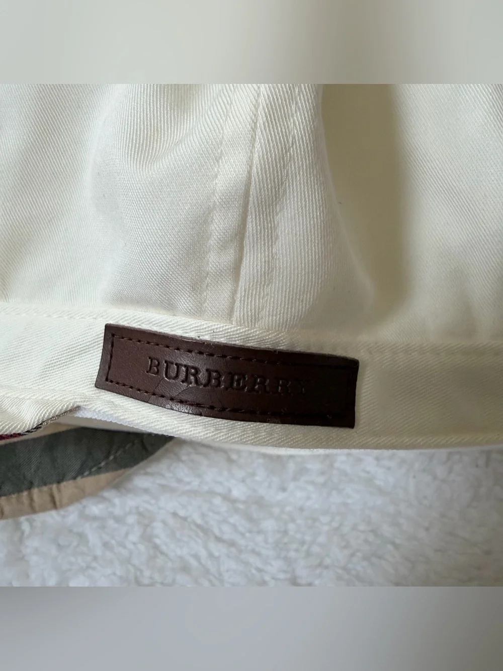 Burberry baby hat nova check logo leather unisex boy girl white 1-3years old